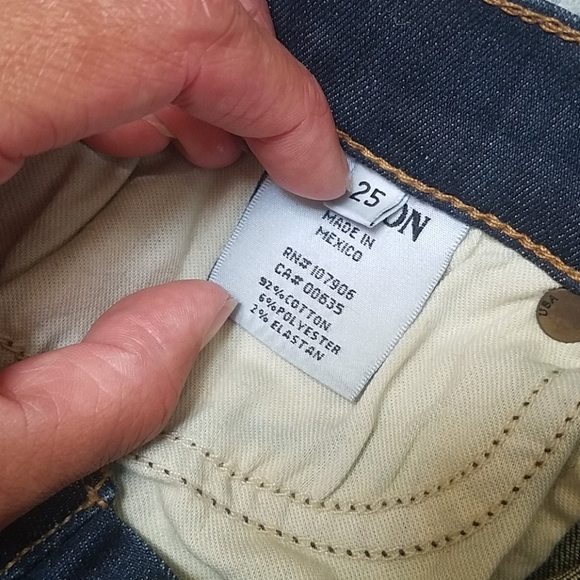 Hudson Nico Midrise Super Skinny Jeans in Siouxie size 25 - Picture 9 of 11